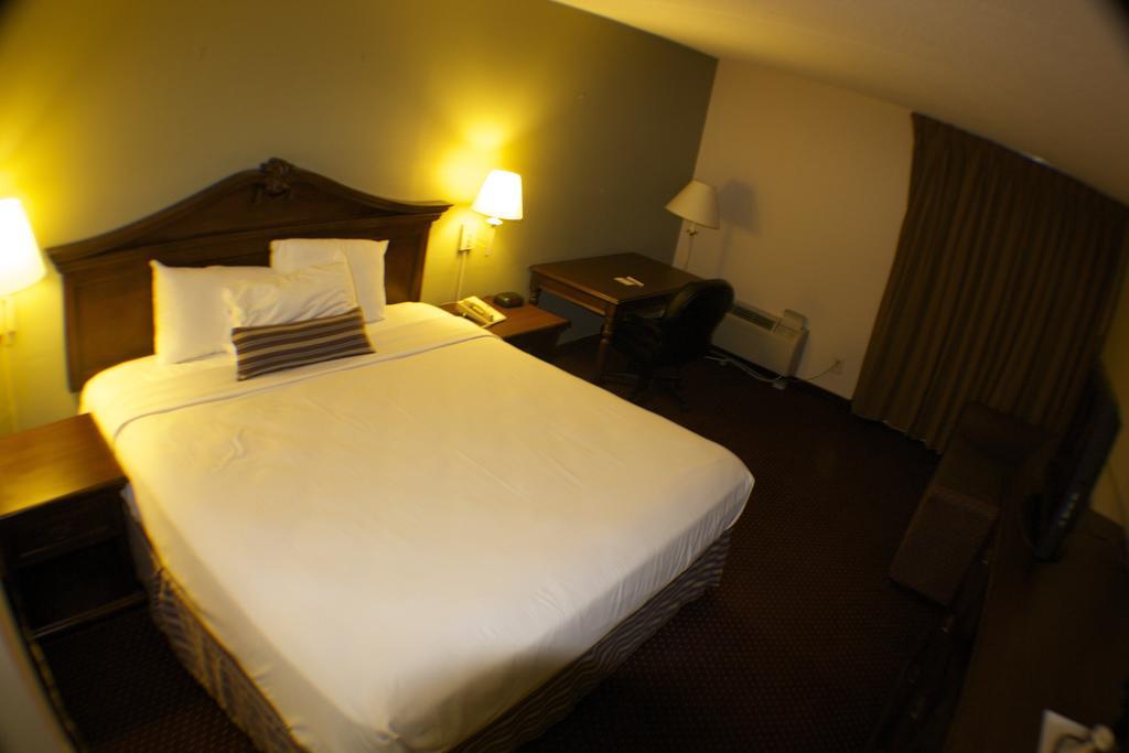 The Garden Inn Elkhart Kültér fotó
