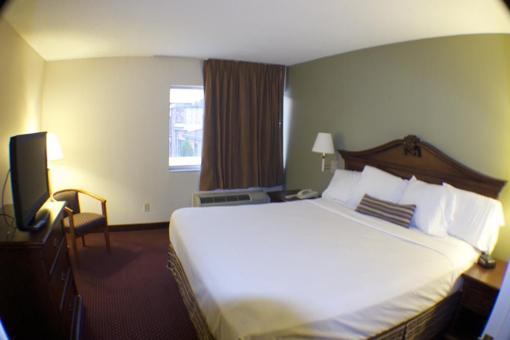 The Garden Inn Elkhart Kültér fotó