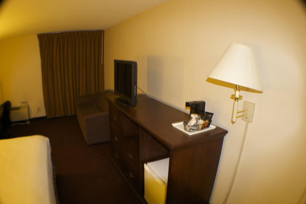 The Garden Inn Elkhart Kültér fotó